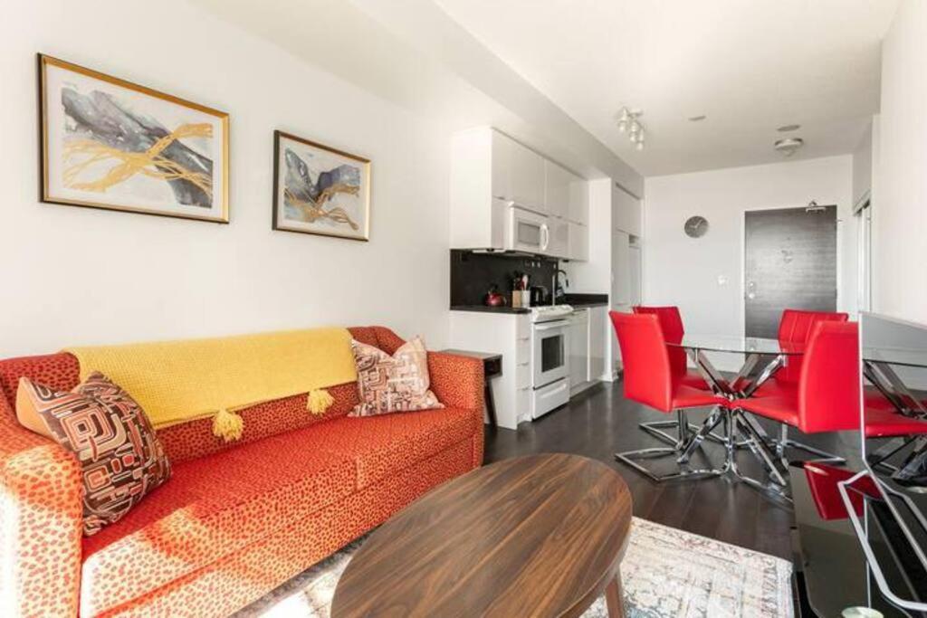 Guestic At Cityplace - Lake View & One Free Parking Toronto Exterior foto